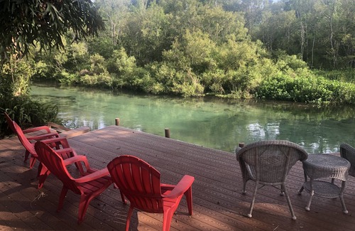 Spring Hill House | Weeki Wachee MAIN RIVER