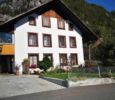 Schwanden bei Brienz Apartment | Weisses Haus