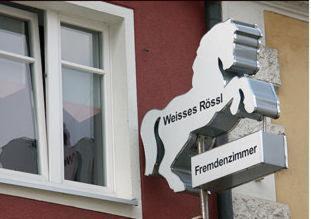Pfreimd House | Weisses Rössl