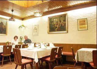 Pfreimd House | Weisses Rössl