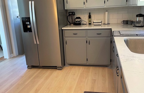 Monona House | Welcome Home! Convenient to All Things Madison