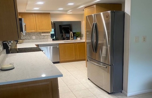 Fort Pierce Condo | Welcome to Gator Trace Golf, This Gem 2/2, perfect for your cozy sanctuary.