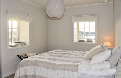 Klassbol Apartment | Welcome to Haltersbol and this vacation home from 2019. The standard is high and the house offers a