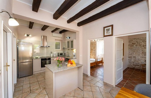 Sveti Filip i Jakov House | Welcome to Villa Roko, stone house with pool