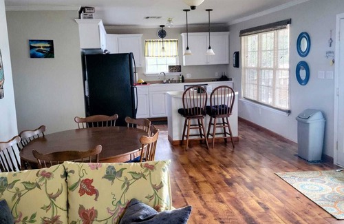 Dry Creek House | Welcome to Maison de Couillon! Beautiful lake house on serene Bundick Lake!