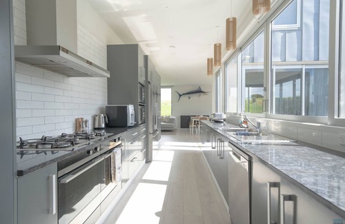 Omaha House | Welcome to Omaha Oasis