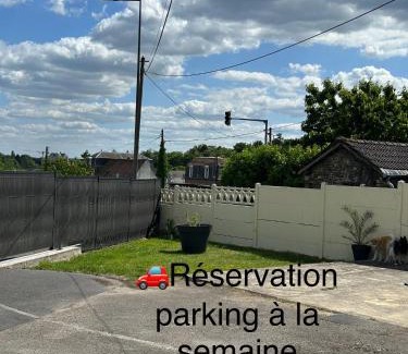 Beauvais Apartment | Welcome to Thai Home!