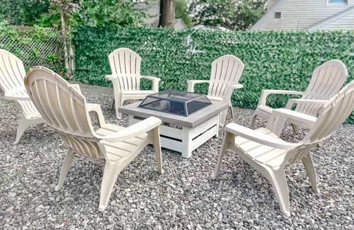 Elmhurst House | Welcome to The Adrianne!