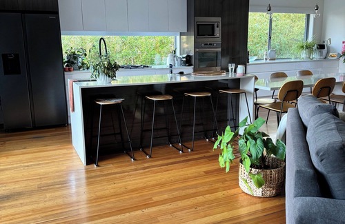 Merimbula House | Welcome to The Freckled elbow, located on the beautiful Sapphire coast NSW.