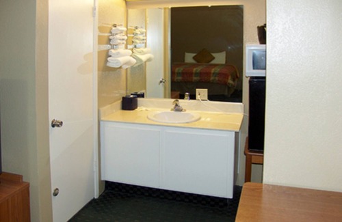 Taft Hotel | Welcome to the Holland inn suites double room