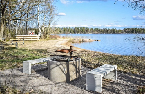 Lonashult House | Welcome to the summer house in the beautiful village of Bohult in Småland.