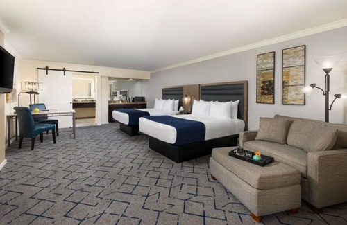 South Scottsdale Resort | Welcome to the Old West! 2 Modern Units, Minutes to Western Spirit Museum