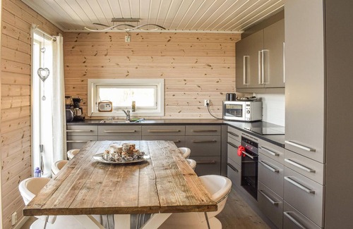 Sndre Land House | Welcome to this cozy cottage with views of Norefjell.