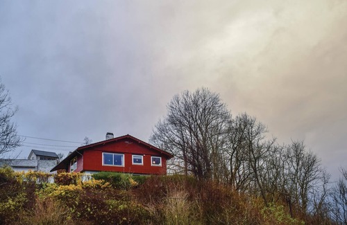 Bomlo House | Welcome to this vacation home, located in a quiet area, not far from the sea.