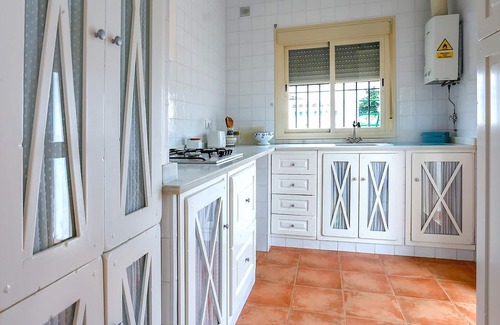 Castilblanco de los Arroyos House | Welcome to this wonderful vacation home with private pool and garden.