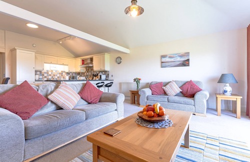 Edmonton Apartment | πΏ Welcome to Tylney Retreat β Your Breathtaking Cornish Hideaway πΏ