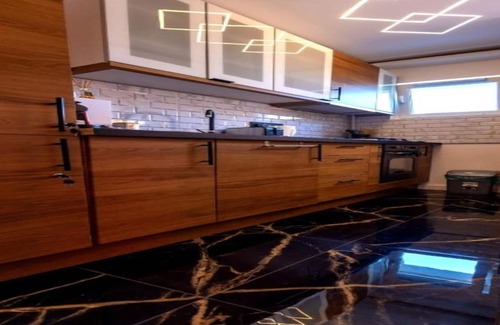 Sector 4 Apartment | Welcoming & Relaxing One-bedroom apartment with AC in vibrant Bucharest Central