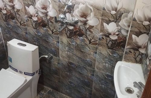 Varanasi House | welcoming Varanasi with WiFi, AC. Enjoy your stay couple and family couple