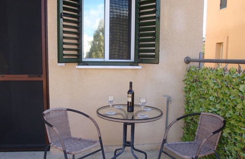 Polis House | Well appointed 2 bedroom 2 bathroom town house with internet and UK TV include