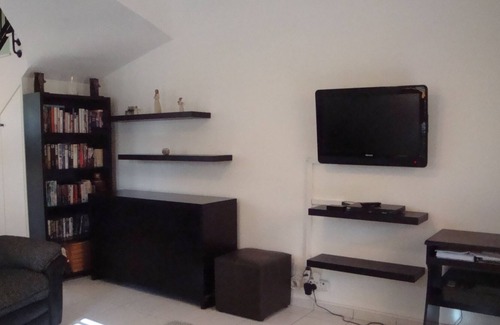 Polis House | Well appointed 2 bedroom 2 bathroom town house with internet and UK TV include