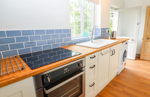 Chester Cottage | WELL HOUSE FARM FLAT 2, with a garden in Bretton