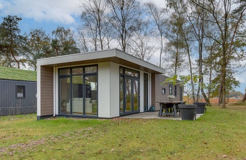 Municipality of Hellendoorn Ski Chalet | Wellness Lodge Hottub on the Salland Ridge in Hellendoorn