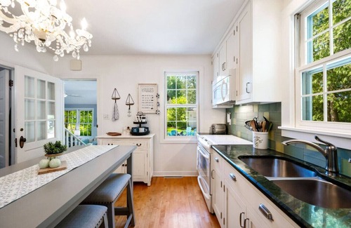 Ephraim House | Wes`s Landing- Downtown Ephraim