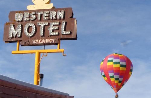 Gunnison Hotel | Western Motel