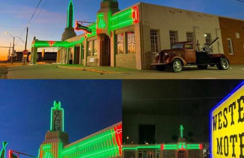Shamrock Hotel | Western Motel