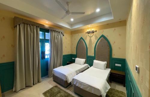 Sirhind Hotel | Western World Resort and Banquets