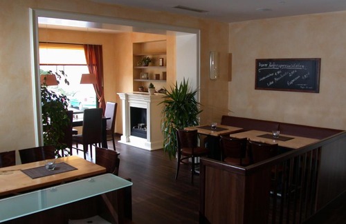 Luegde Hotel | Westfälischer Hof