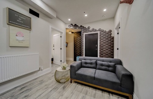 New Toronto Hotel | Westlake Hotel - The Bye, Felicia Suite