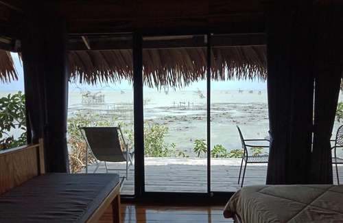 Khao Chaison House | wetlandcamp บ้านชายเล