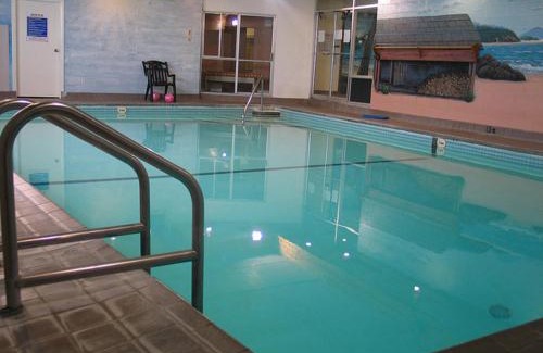 Ucluelet Apartment | Whale's Tail Guest Suites