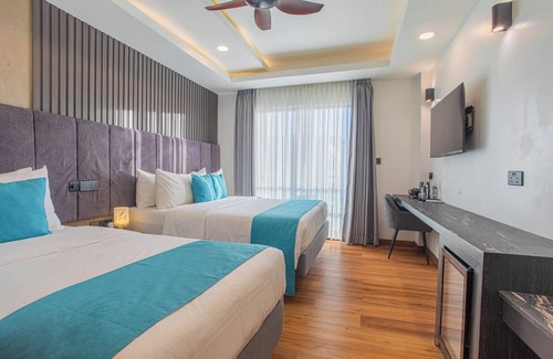 Dhigurah House | Whaleshark Beach