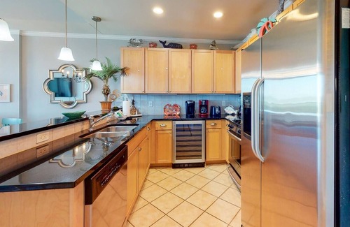 Orange Beach Condo | Wharf 617 ~ 2BR Condo @ the Wharf w/Oasis Resort