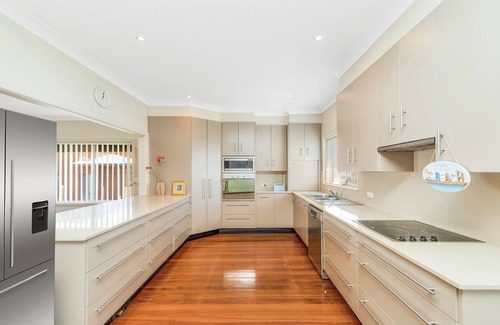 Umina Beach House | WhataView @ Umina Beach