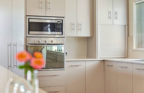 Umina Beach House | WhataView @ Umina Beach