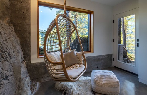 Sitka House | Where Japanese-influence blends with the natural world of Southeast Alaska