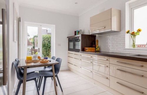 Sandbanks House | Where memories will keep you coming back!