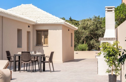 Planos Villa | Where Sea Views and Serenity Meet