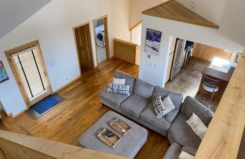 Innsbruck Val Moritz House | Whispering Pines Hideaway