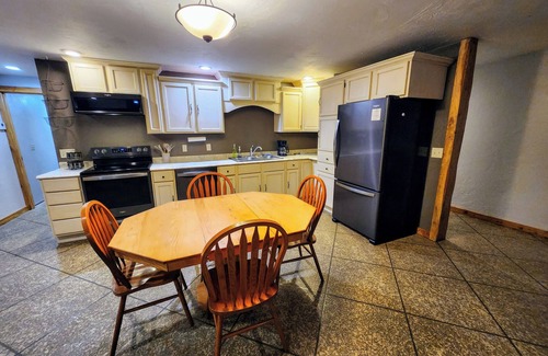 Phillips House | Whispering Waters Cabin with stunning river views and access!