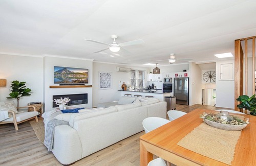 Killcare Heights House | Whispering Waves Luxury Beachhouse