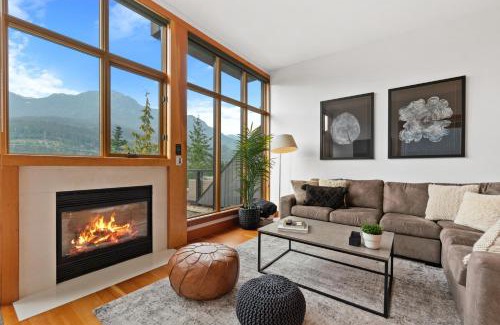 Whistler Creekside House | Whistler 'Treehouse'