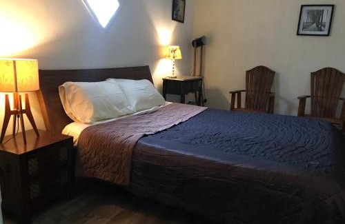 Ragama House | White Barn Chalet