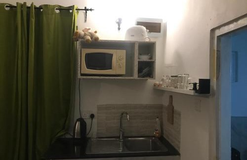 Ragama House | White Barn Chalet