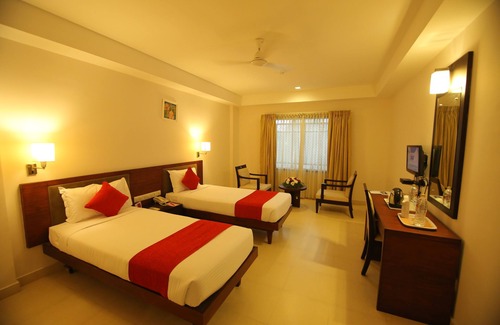 Vaikom Hotel | White Gate Residency