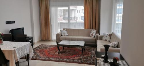 Mahmutlar Apartment | White Gold Ananas