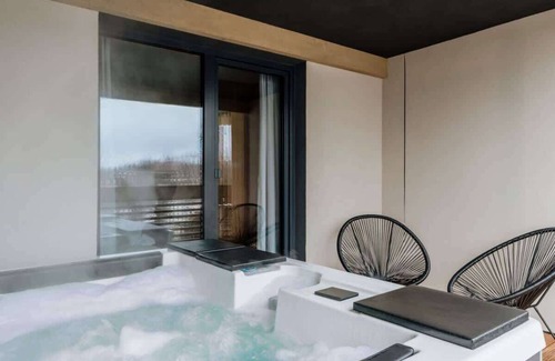 Bialka Tatrzanska Apartment | White Hills Aparthotel&SPA Apartment with jacuzzi